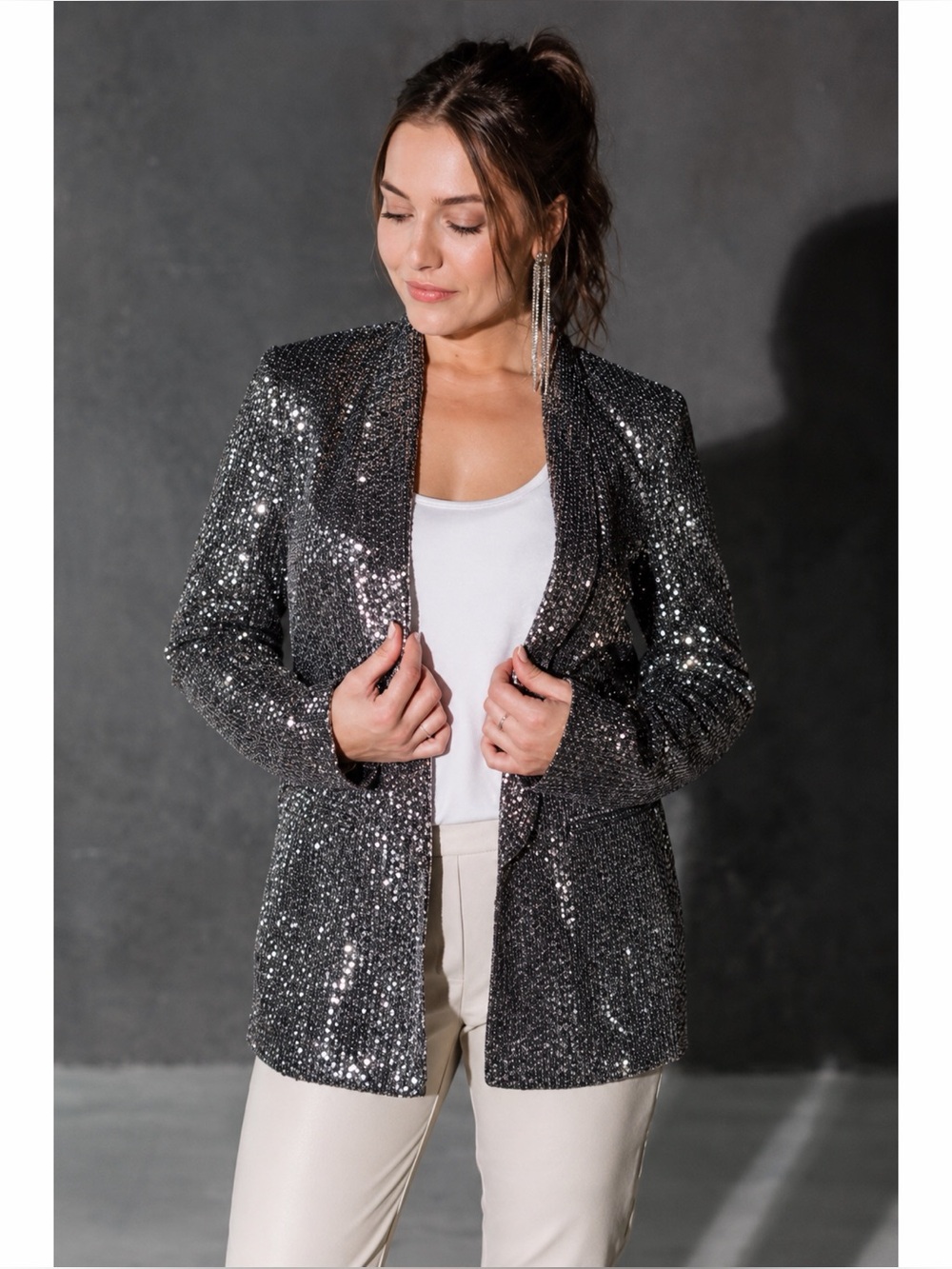 NWT Vanilla Bay Sequin Blazer - Gun Metal